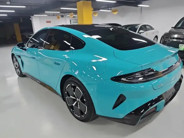 Xiaomi SU7 — Фото автомобиля 4