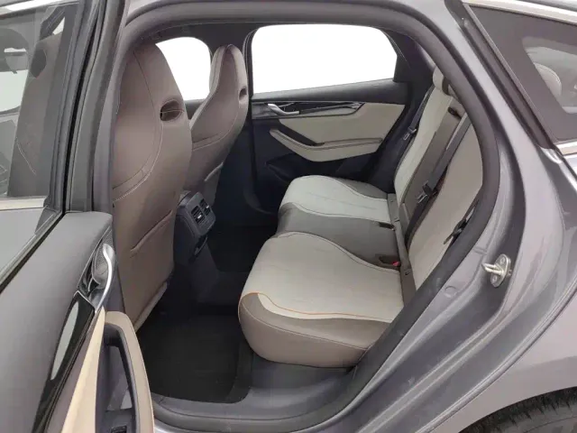 BYD Qin PLUS — Фото автомобиля 15
