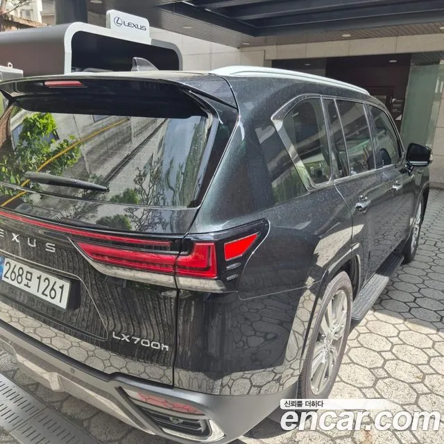 Lexus LX — Фото автомобиля 4