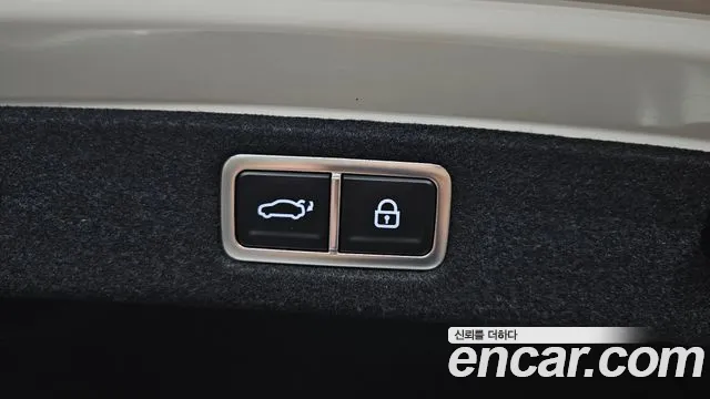 Hyundai Grandeur — Фото автомобиля 15