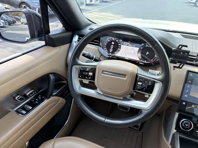 Land Rover Range Rover — Фото автомобиля 11