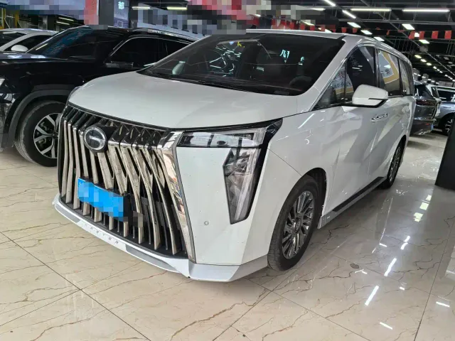 Фотография автомобиля — GAC Trumpchi M8