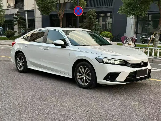 Honda Civic — Фото автомобиля 3