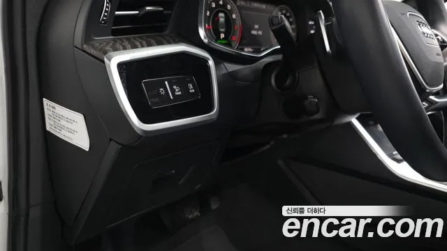 Audi A6 45 TFSI Premium — Фото автомобиля 28