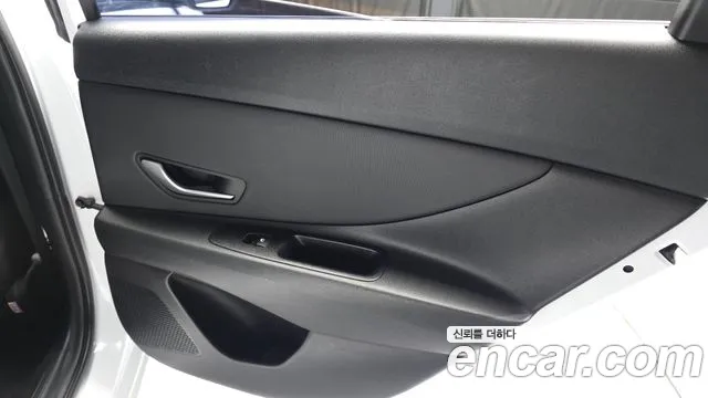 Hyundai Avante CN7 — Фото автомобиля 14