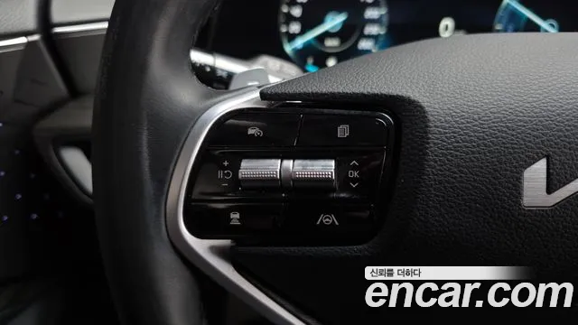 Kia K8 Hybrid — Фото автомобиля 24