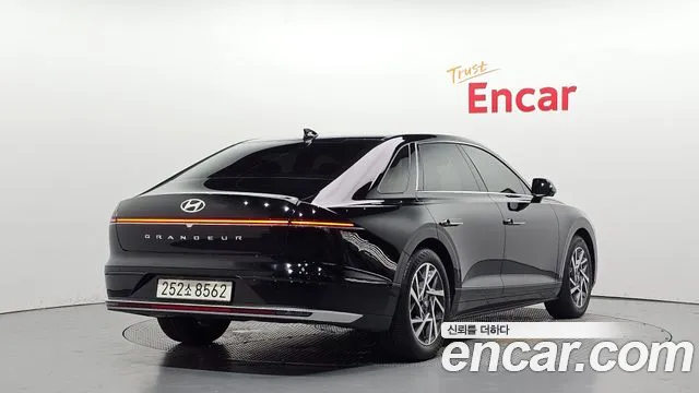 Hyundai Grandeur GN7 — Фото автомобиля 2