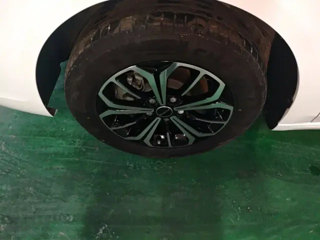 Roewe i6 MAX EV — Фото автомобиля 22