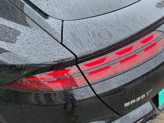 Denza Z9GT — Фото автомобиля 18