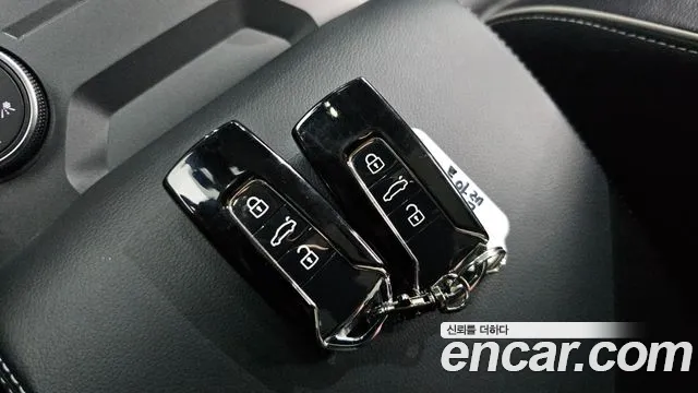 Volkswagen Touareg Touareg 3 поколение 3.0 TDI Prestige — Фото автомобиля 6