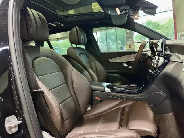 Mercedes-Benz Mercedes-Benz GLC 2021 GLC 260 L 4MATIC Sporty — Фото автомобиля 11