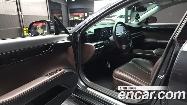Hyundai Grandeur GN7 — Фото автомобиля 15