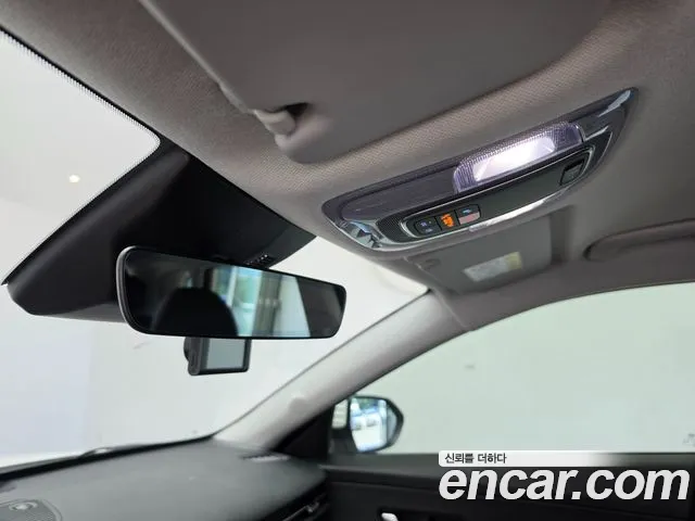 Hyundai Kona SX2 — Фото автомобиля 16