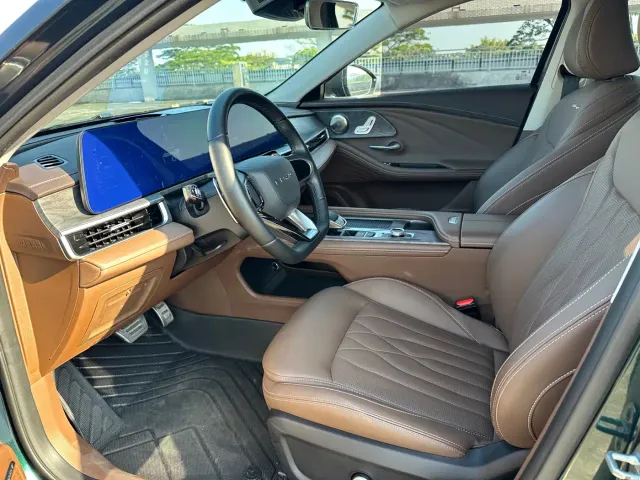 Chery Arrizo 8 — Фото автомобиля 5