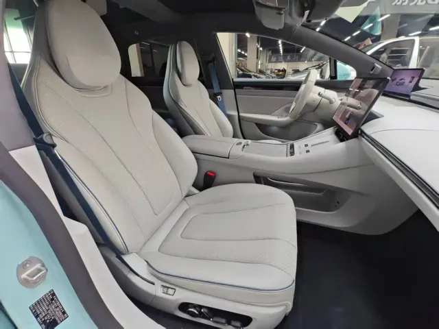 Luxeed S7 — Фото автомобиля 10