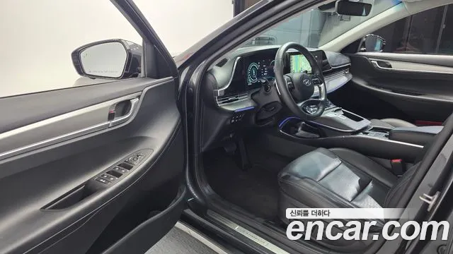 Hyundai Grandeur Grandeur (New) Hybrid — Фото автомобиля 10