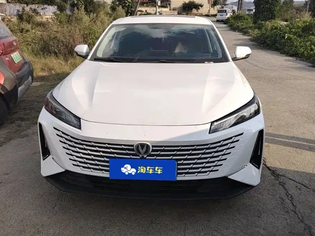 Changan Lamore — Фото автомобиля 2