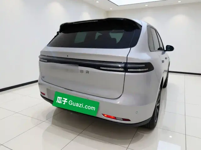 Leapmotor C10 — Фото автомобиля 3