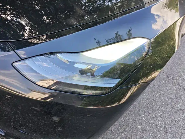 Tesla Model Y — Фото автомобиля 5