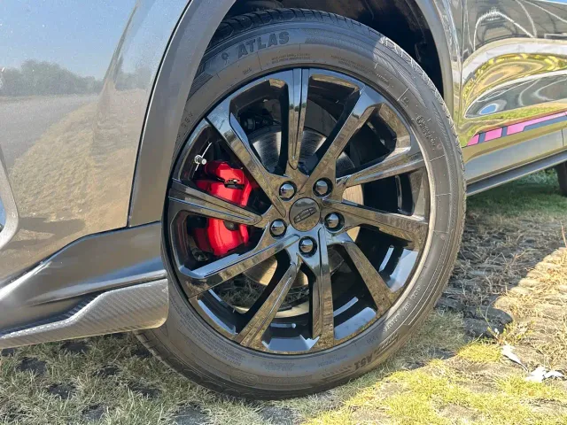 Geely Binyue — Фото автомобиля 5