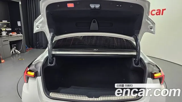 Kia K8 The New K8 2.5 Бензин 2WD — Фото автомобиля 28