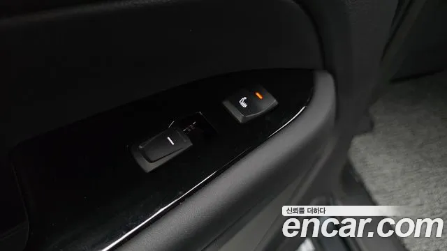 KG_Mobility_Ssangyong Rexton Новый Rexton Sport Дизель 2.2 4WD — Фото автомобиля 18