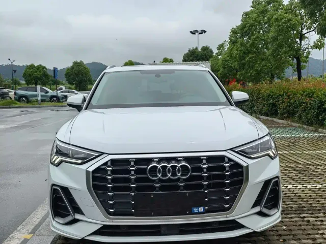 Audi Q3 — Фото автомобиля 8