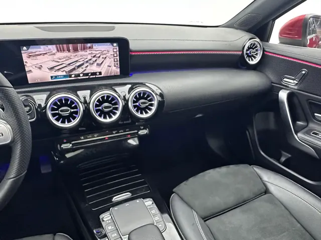 Mercedes-Benz A-Class — Фото автомобиля 15