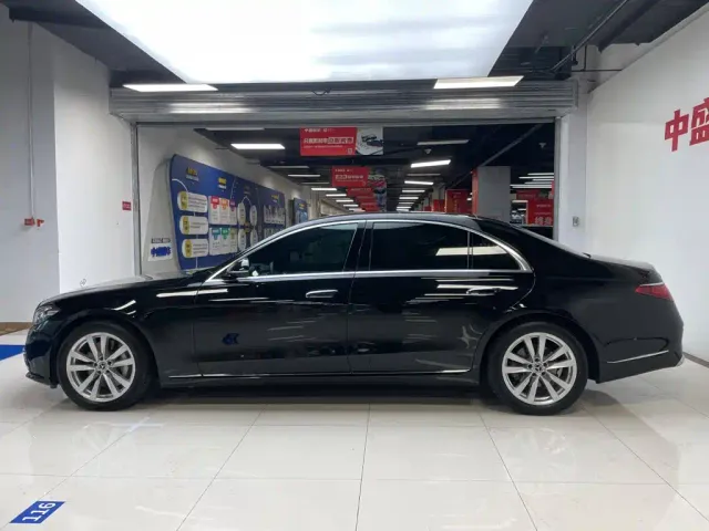 Mercedes-Benz S-Class — Фото автомобиля 4