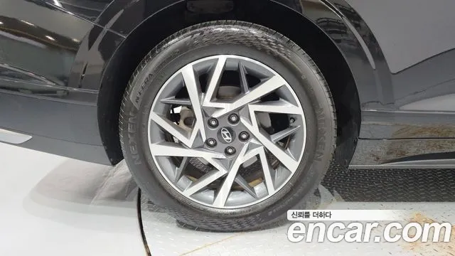 Hyundai Grandeur GN7 — Фото автомобиля 5