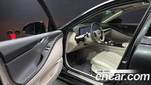 Genesis G80 Бензин 2.5 турбо AWD — Фото автомобиля 9