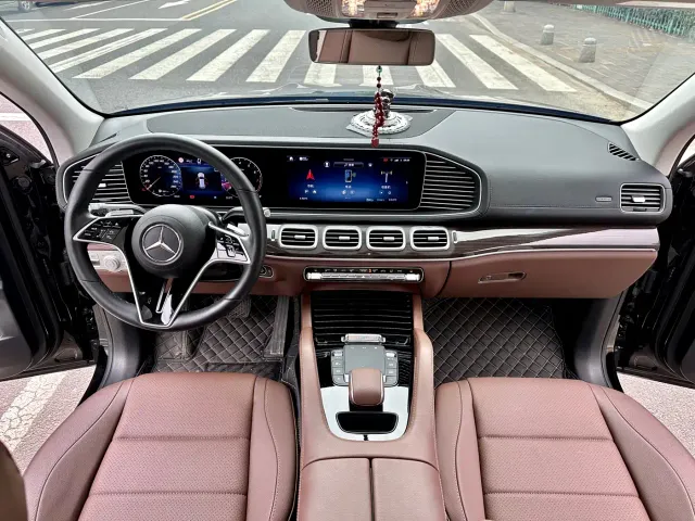 Mercedes-Benz GLE-Class — Фото автомобиля 7