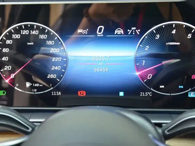 Mercedes-Benz GLE-Class — Фото автомобиля 13
