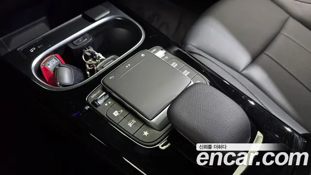 Mercedes-Benz A-Class — Фото автомобиля 17