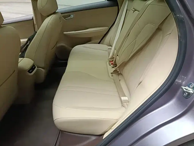Shangjie SUV — Фото автомобиля 16