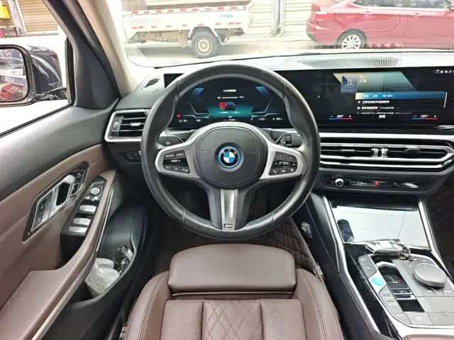 BMW i3 — Фото автомобиля 10