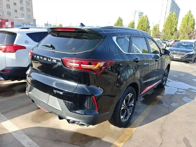 Jetour X70 — Фото автомобиля 6
