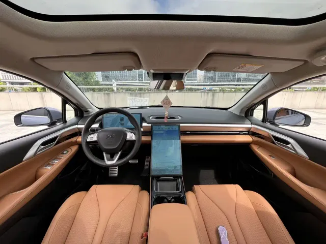 Xpeng P5 — Фото автомобиля 6