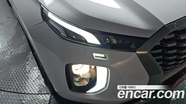 Hyundai Palisade Palisade Дизель 2.2 2WD — Фото автомобиля 22
