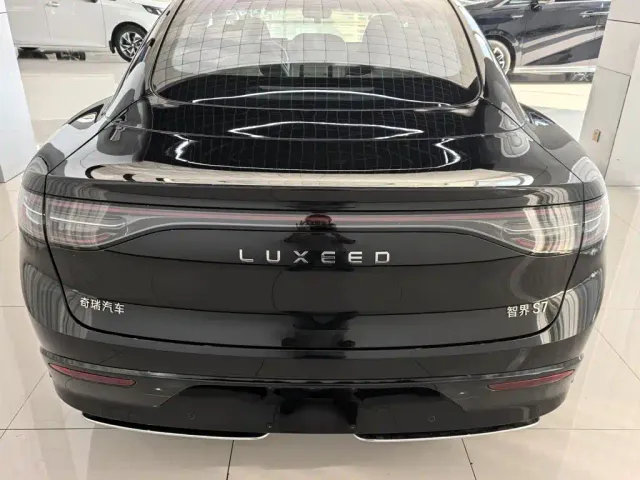 Luxeed S7 — Фото автомобиля 8