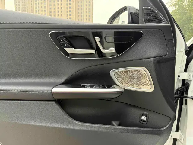 Mercedes-Benz C-Class — Фото автомобиля 7