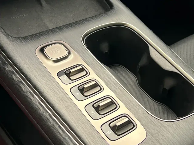 Xiaomi SU7 — Фото автомобиля 9