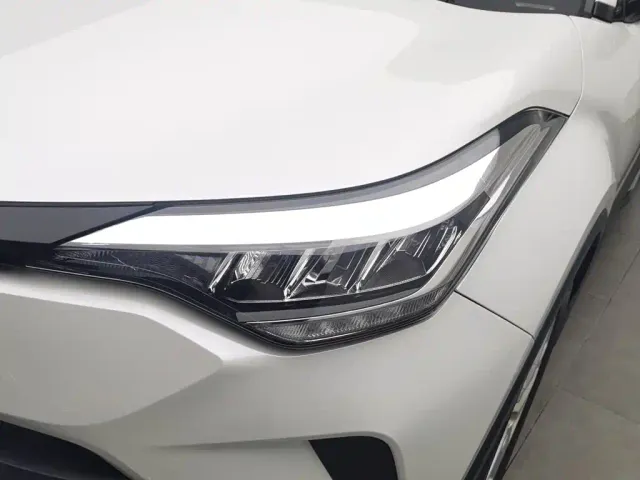 Toyota C-HR — Фото автомобиля 7