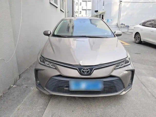 Toyota Corolla — Фото автомобиля 2