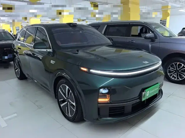 Li Auto L7 — Фото автомобиля 3