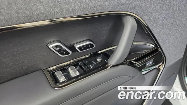 Land Rover Range Rover Sport — Фото автомобиля 30