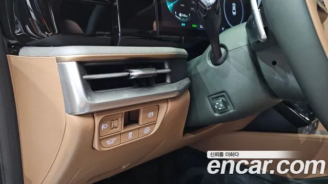Hyundai Grandeur GN7 — Фото автомобиля 25
