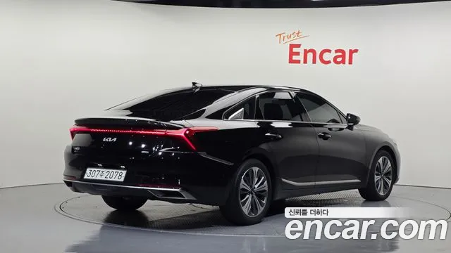 Kia K8 Hybrid — Фото автомобиля 2