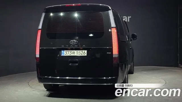 Hyundai Staria Staria 4WD Lounge 9 мест — Фото автомобиля 4