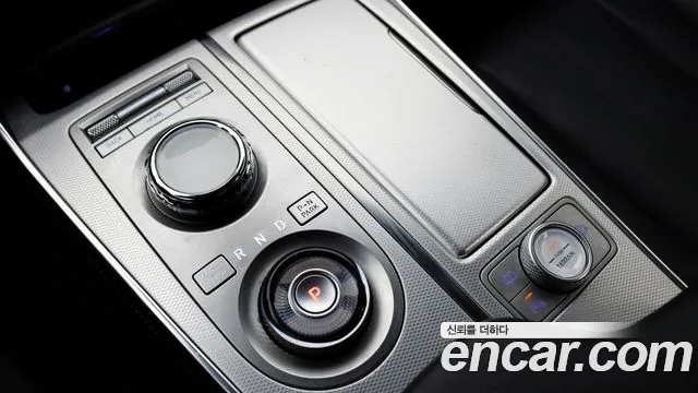 Genesis GV80 — Фото автомобиля 9